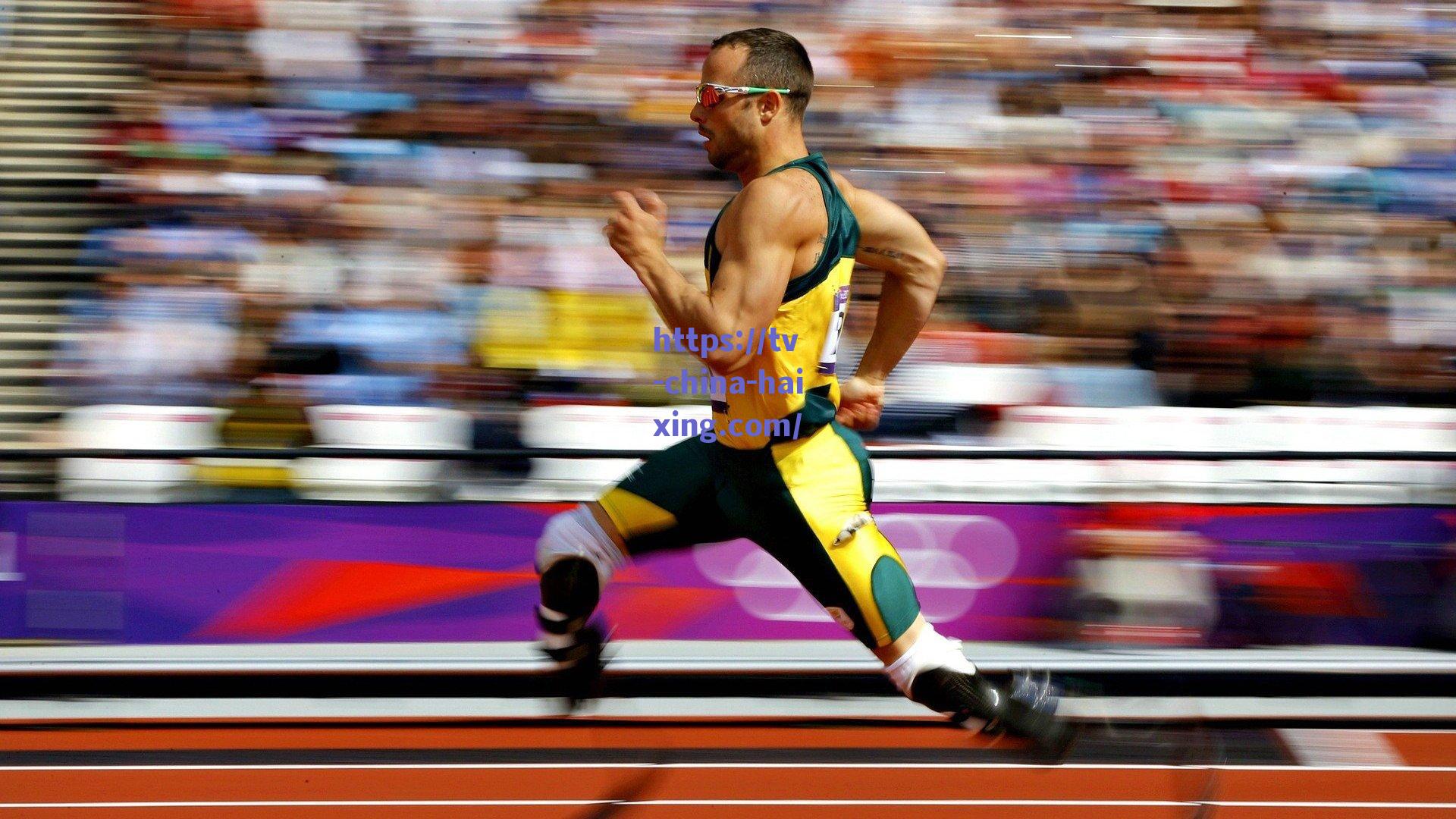 海星体育app下载|迪亚斯揭秘更衣室对话，斯卡洛尼洞察球员情绪，强调对裁判的尊重是团队基石