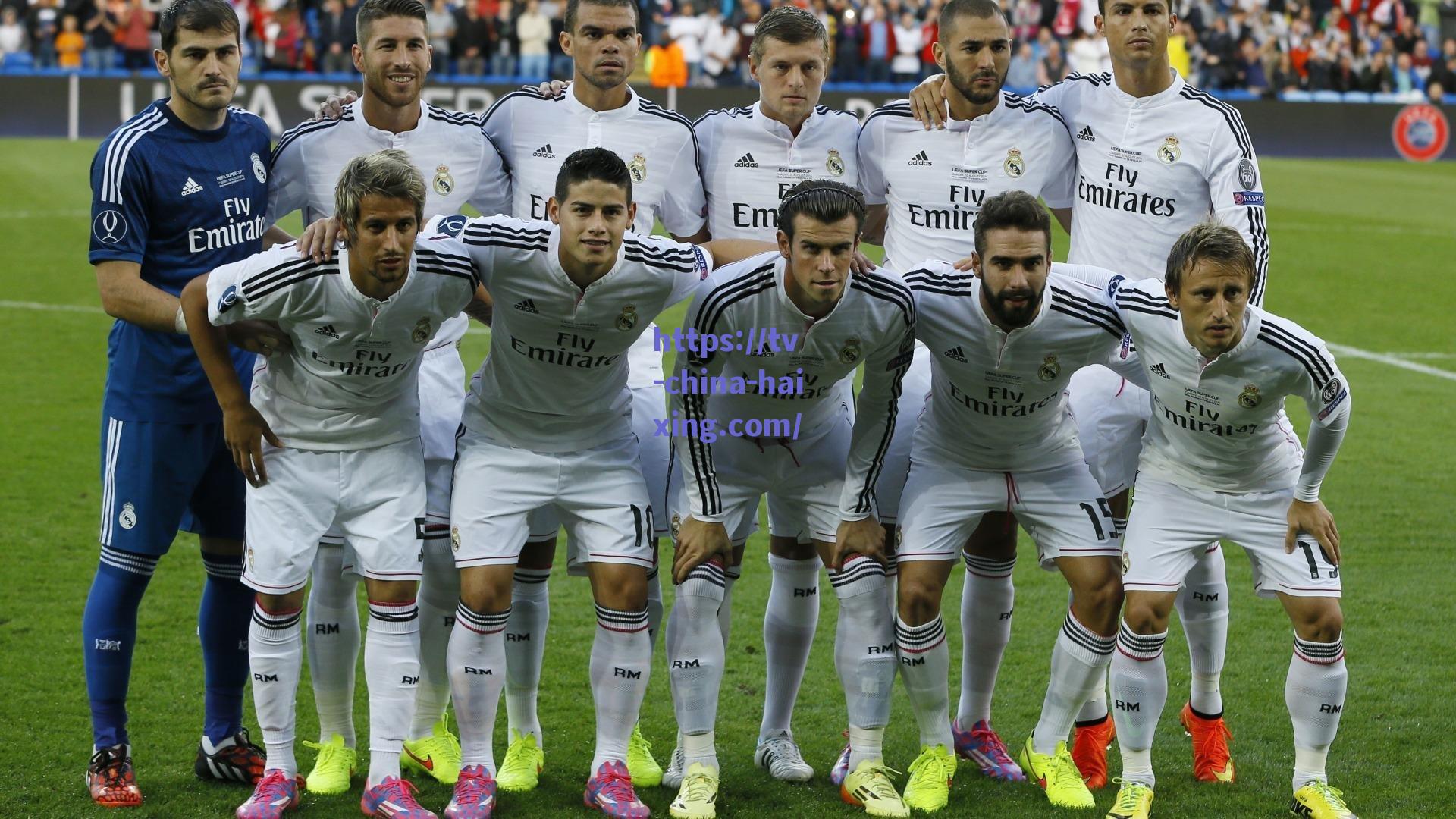 海星体育网址-11年后的重逢！诺伊尔与罗梅罗温情拥抱，2014世界杯决赛门将的传奇对话