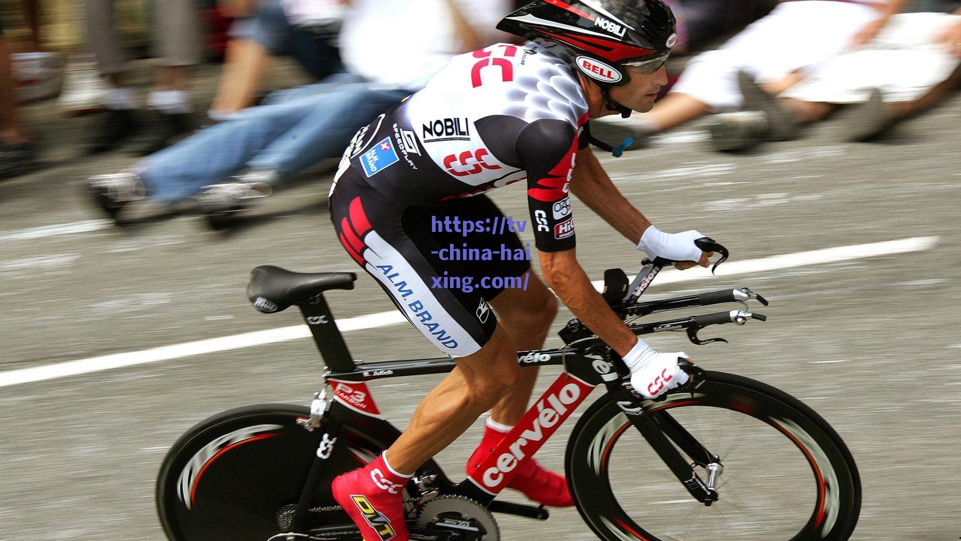 特尔施特根现身甘伯体育城，弗里克会面引巴萨新赛季布局猜想